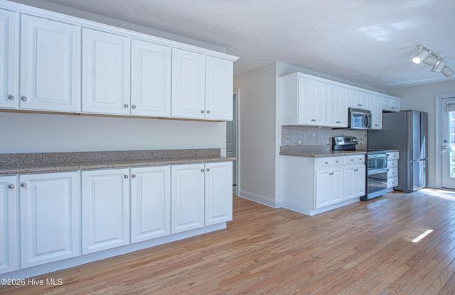 105 Kingswood Circle, Pinehurst, NC 28374