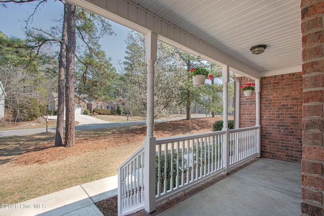 105 Kingswood Circle, Pinehurst, NC 28374