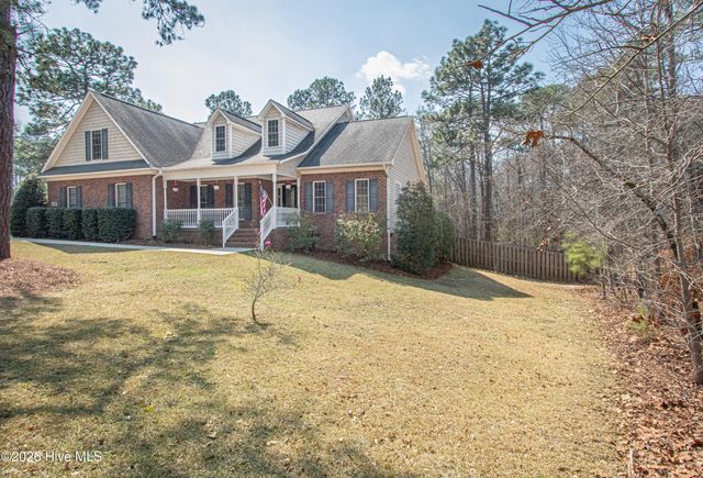 105 Kingswood Circle, Pinehurst, NC 28374
