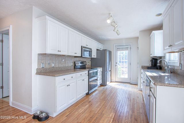 105 Kingswood Circle, Pinehurst, NC 28374