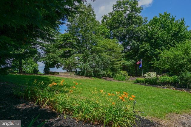 4815 ZEIGLERS CHURCH RD, Spring Grove, PA 17362