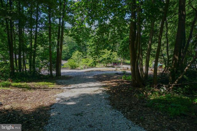 4815 ZEIGLERS CHURCH RD, Spring Grove, PA 17362
