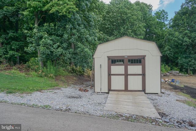 4815 ZEIGLERS CHURCH RD, Spring Grove, PA 17362