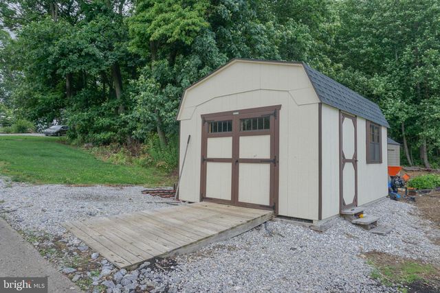 4815 ZEIGLERS CHURCH RD, Spring Grove, PA 17362