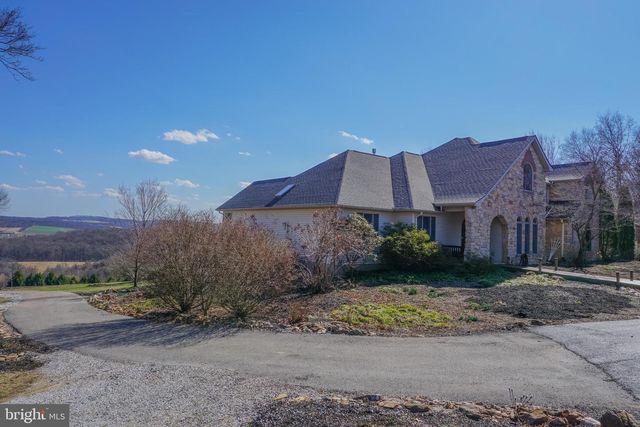 4815 ZEIGLERS CHURCH RD, Spring Grove, PA 17362