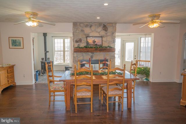 4815 ZEIGLERS CHURCH RD, Spring Grove, PA 17362