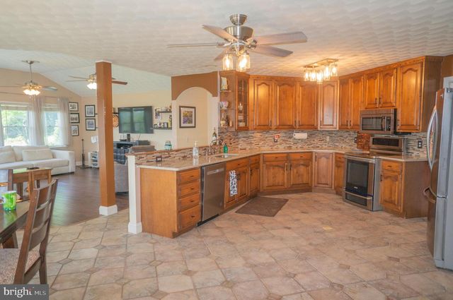 4815 ZEIGLERS CHURCH RD, Spring Grove, PA 17362