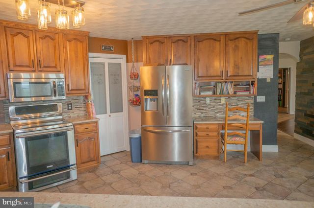 4815 ZEIGLERS CHURCH RD, Spring Grove, PA 17362
