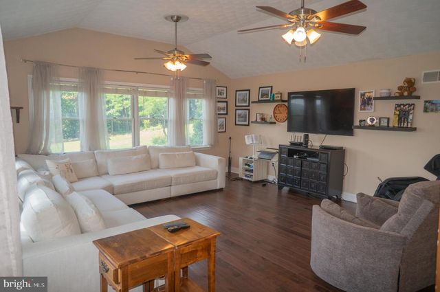 4815 ZEIGLERS CHURCH RD, Spring Grove, PA 17362