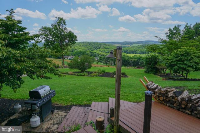 4815 ZEIGLERS CHURCH RD, Spring Grove, PA 17362