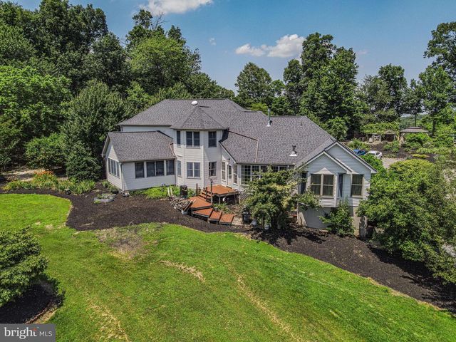 4815 ZEIGLERS CHURCH RD, Spring Grove, PA 17362