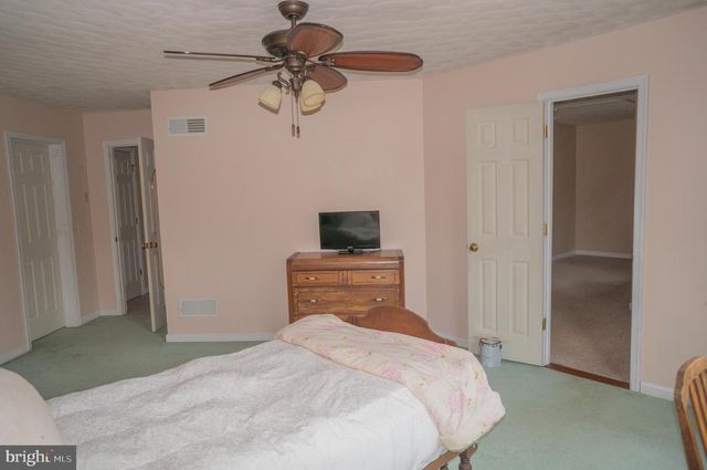 4815 ZEIGLERS CHURCH RD, Spring Grove, PA 17362