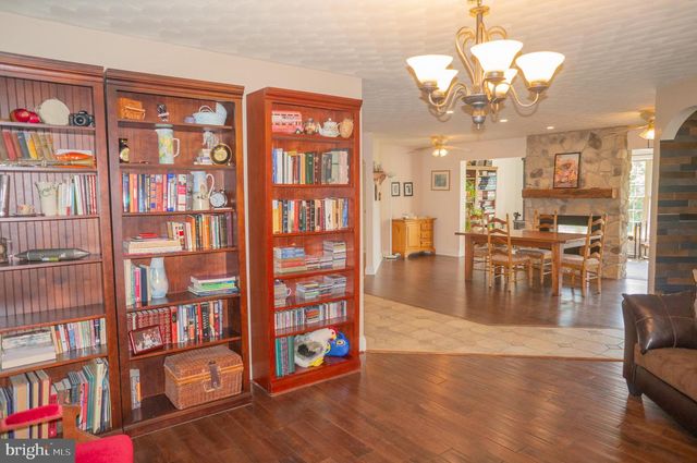 4815 ZEIGLERS CHURCH RD, Spring Grove, PA 17362