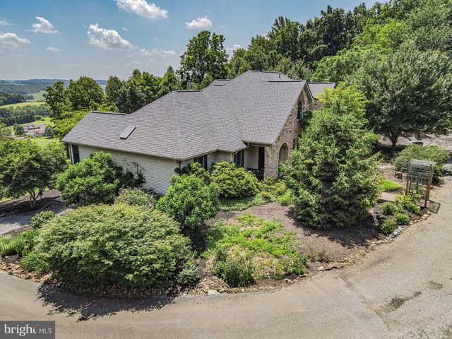 4815 ZEIGLERS CHURCH RD, Spring Grove, PA 17362