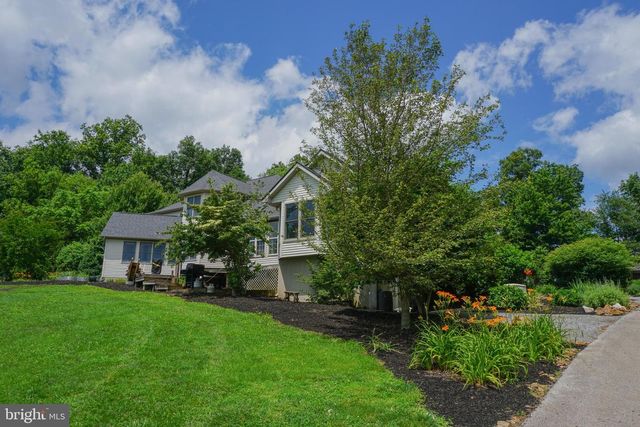 4815 ZEIGLERS CHURCH RD, Spring Grove, PA 17362