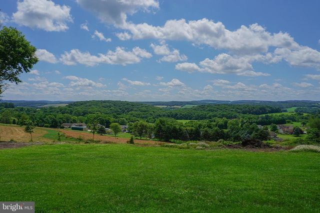 4815 ZEIGLERS CHURCH RD, Spring Grove, PA 17362