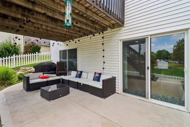 531 77th Street, West Des Moines, IA 50266