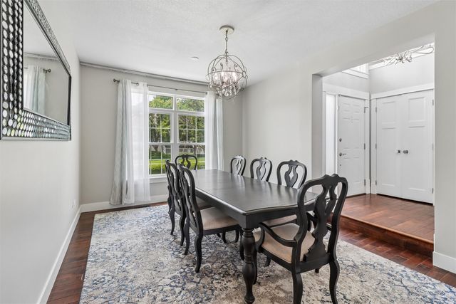 531 77th Street, West Des Moines, IA 50266