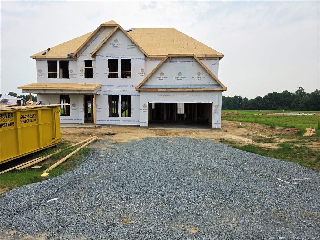 79 Grady Farm Way, Benson, NC 27504