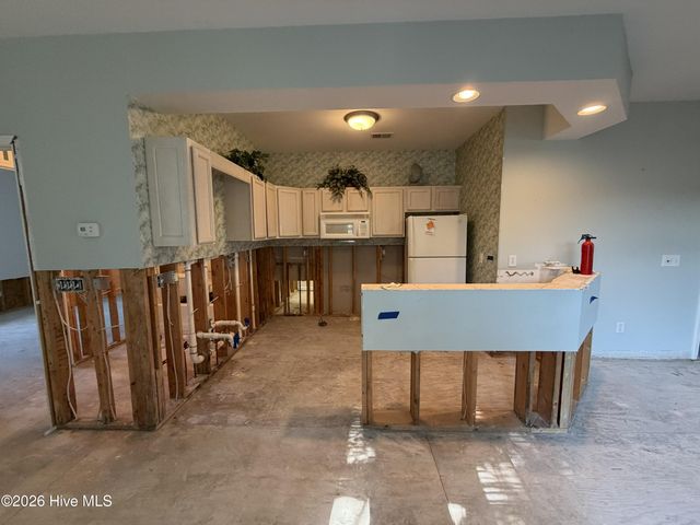 116 Ricemill Circle Apt 4, Sunset Beach, NC 28468