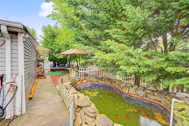 210 Spindle Road, Hicksville, NY 11801