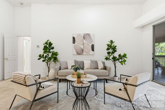 927 Longfield Circle, Charlotte, NC 28270