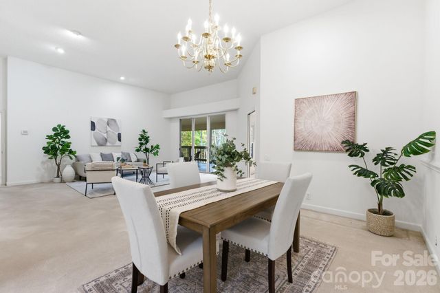 927 Longfield Circle, Charlotte, NC 28270