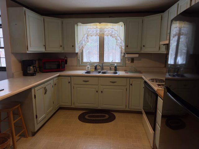 9 Fourth Street, Fair Haven, VT 05743