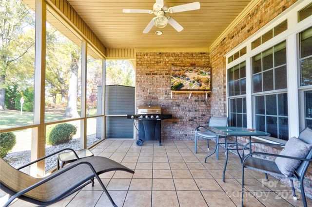 128 Harbourtown Drive, Kings Mountain, NC 28086