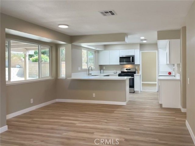 43856 Windsor Place, Lancaster, CA 93536