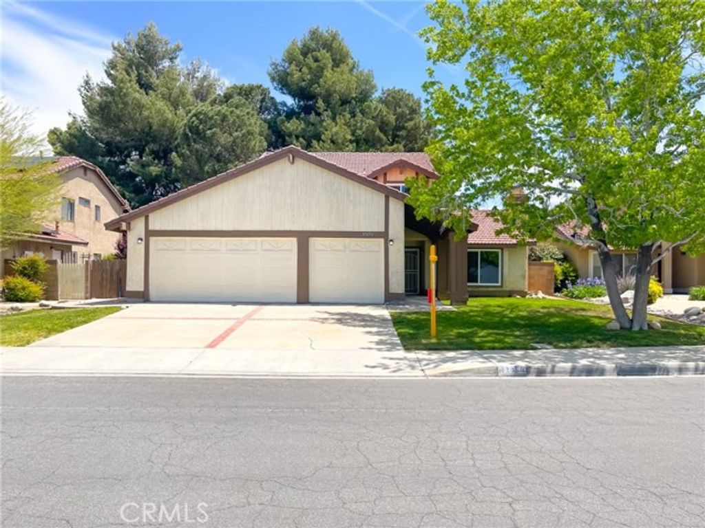 43856 Windsor Place, Lancaster, CA 93536