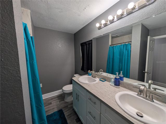 739 CENTER STREET, Waverly, FL 33877