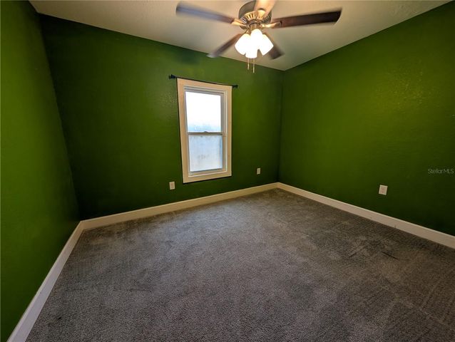 739 CENTER STREET, Waverly, FL 33877