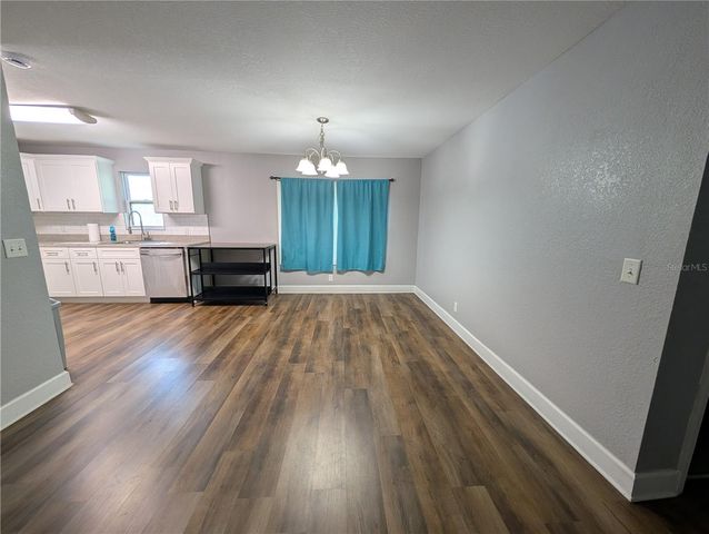 739 CENTER STREET, Waverly, FL 33877