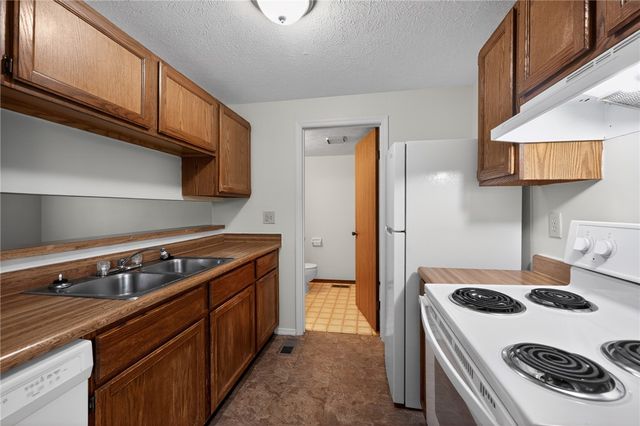 9455 Arboridge Lane, Miami Twp, OH 45342