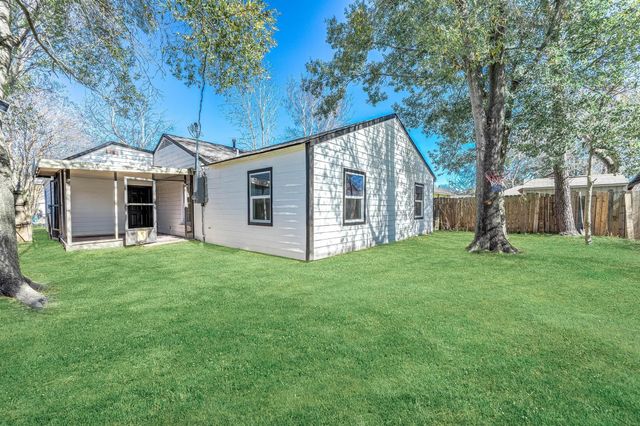 1706 12th Street, Galena Park, TX 77547