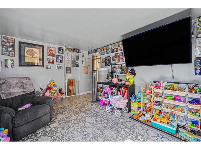 2685 S Logan St 2687, Denver, CO 80210