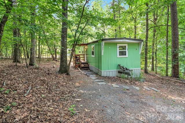 175 Elmwood Drive, Troy, NC 27371