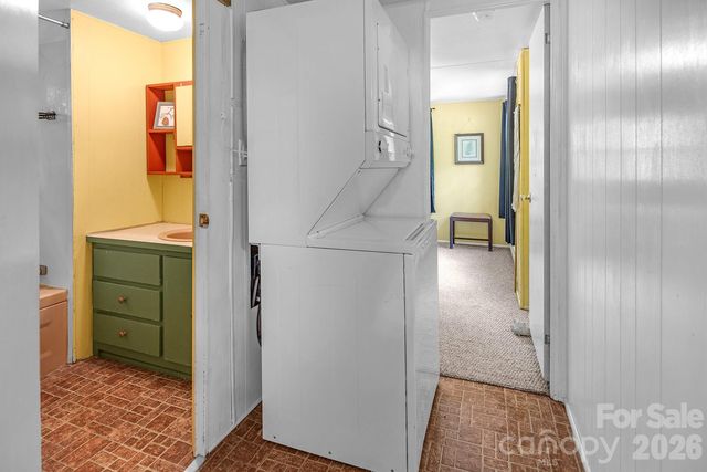 175 Elmwood Drive, Troy, NC 27371