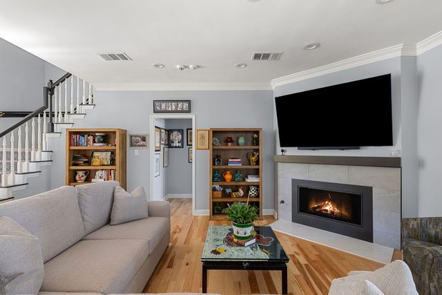 6026 Tributary Ridge DR, Austin, TX 78759