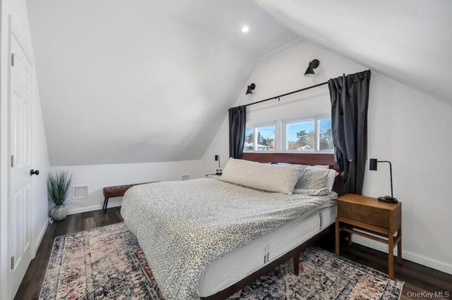 10 Petal Lane, Hicksville, NY 11801