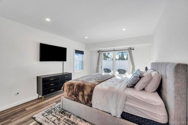 10 Petal Lane, Hicksville, NY 11801