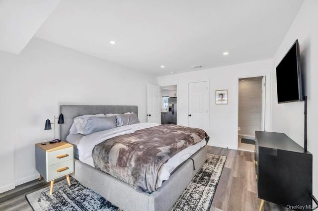 10 Petal Lane, Hicksville, NY 11801