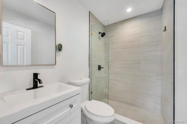 10 Petal Lane, Hicksville, NY 11801