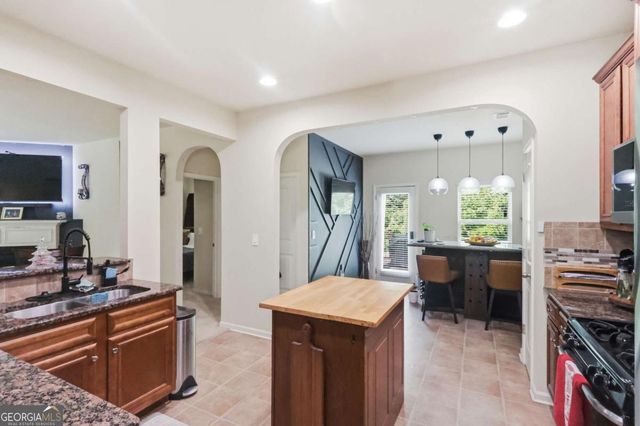 7617 Bowhead Court, Fairburn, GA 30213