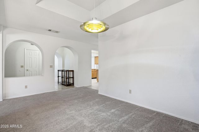 6719 W KERRY Lane, Glendale, AZ 85308