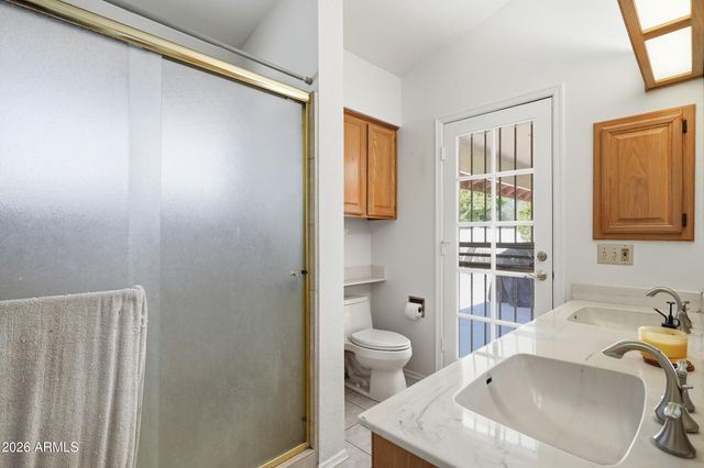 6719 W KERRY Lane, Glendale, AZ 85308