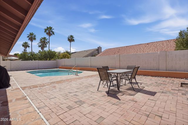 6719 W KERRY Lane, Glendale, AZ 85308