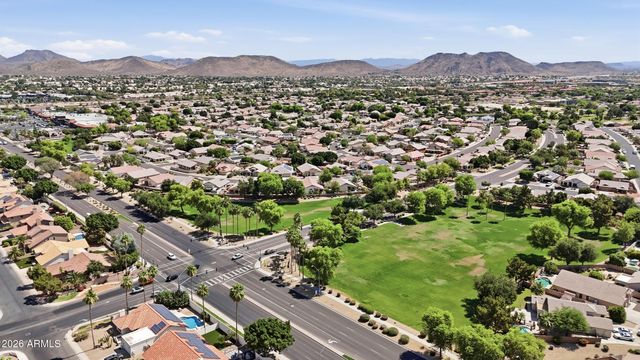 6719 W KERRY Lane, Glendale, AZ 85308