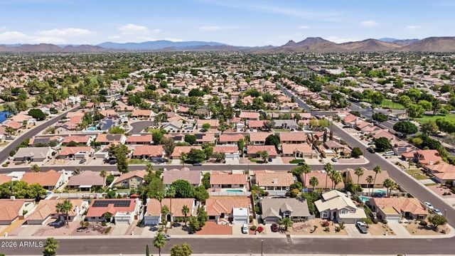 6719 W KERRY Lane, Glendale, AZ 85308